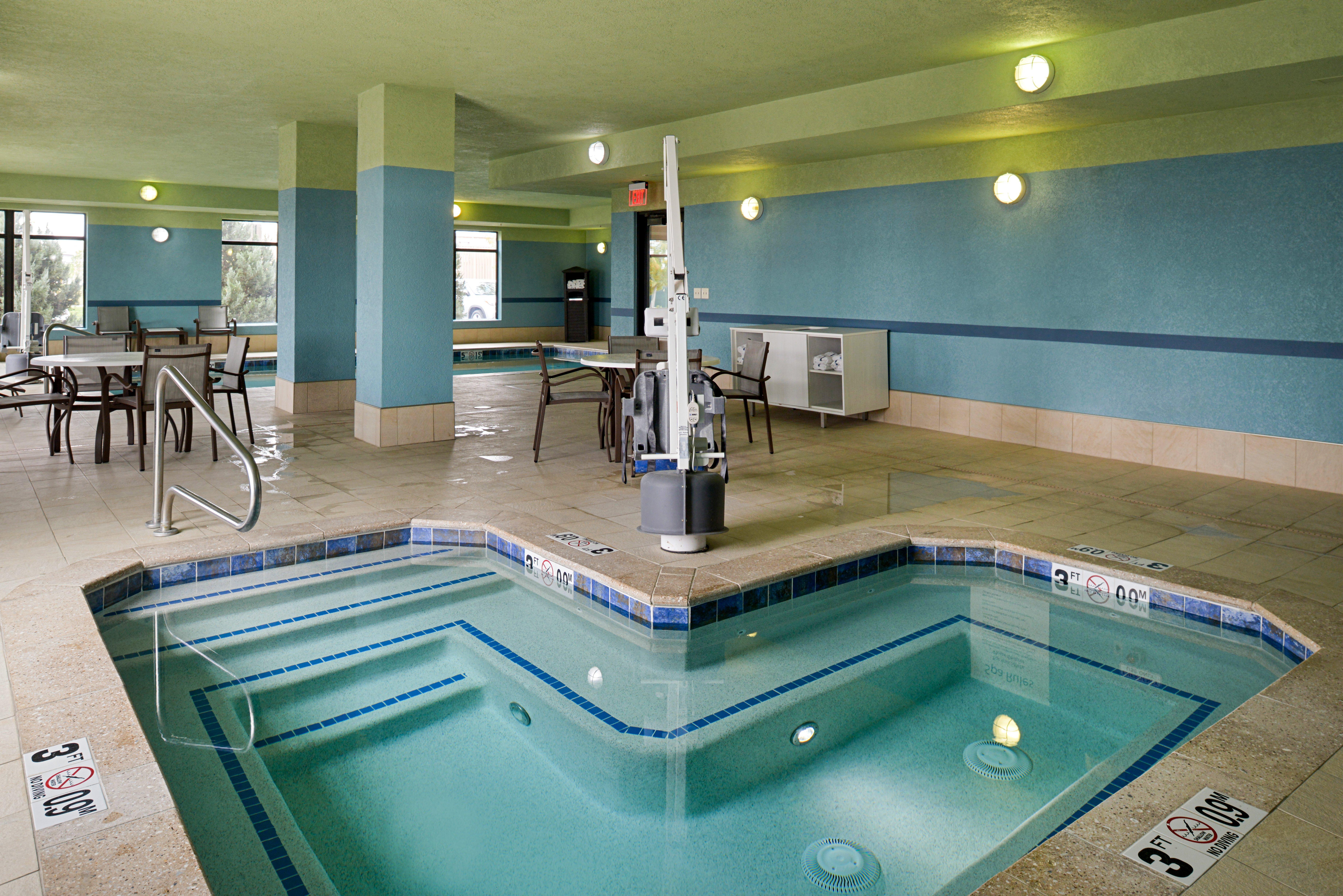 Holiday Inn Express & Suites Pueblo By Ihg Ngoại thất bức ảnh