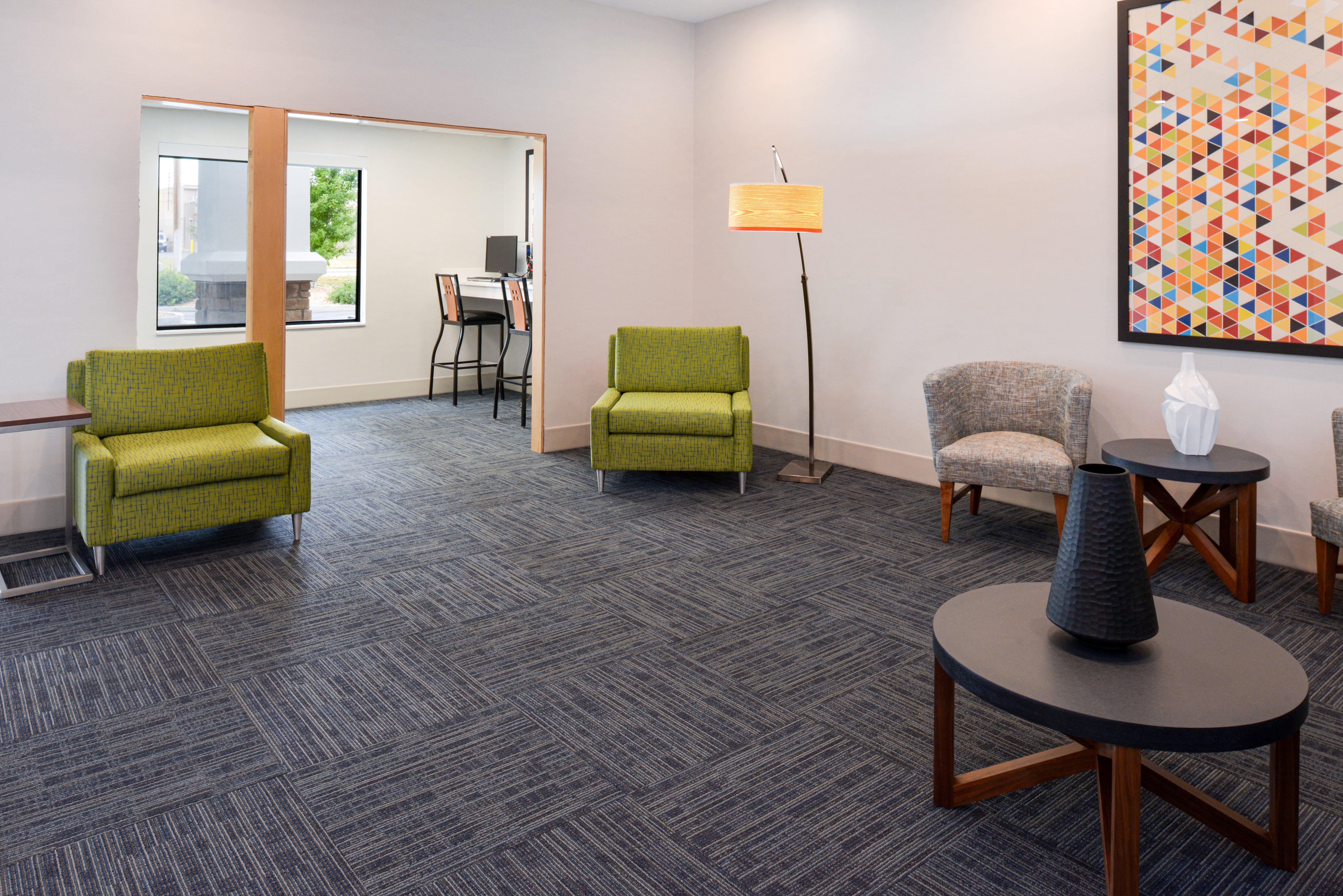 Holiday Inn Express & Suites Pueblo By Ihg Ngoại thất bức ảnh