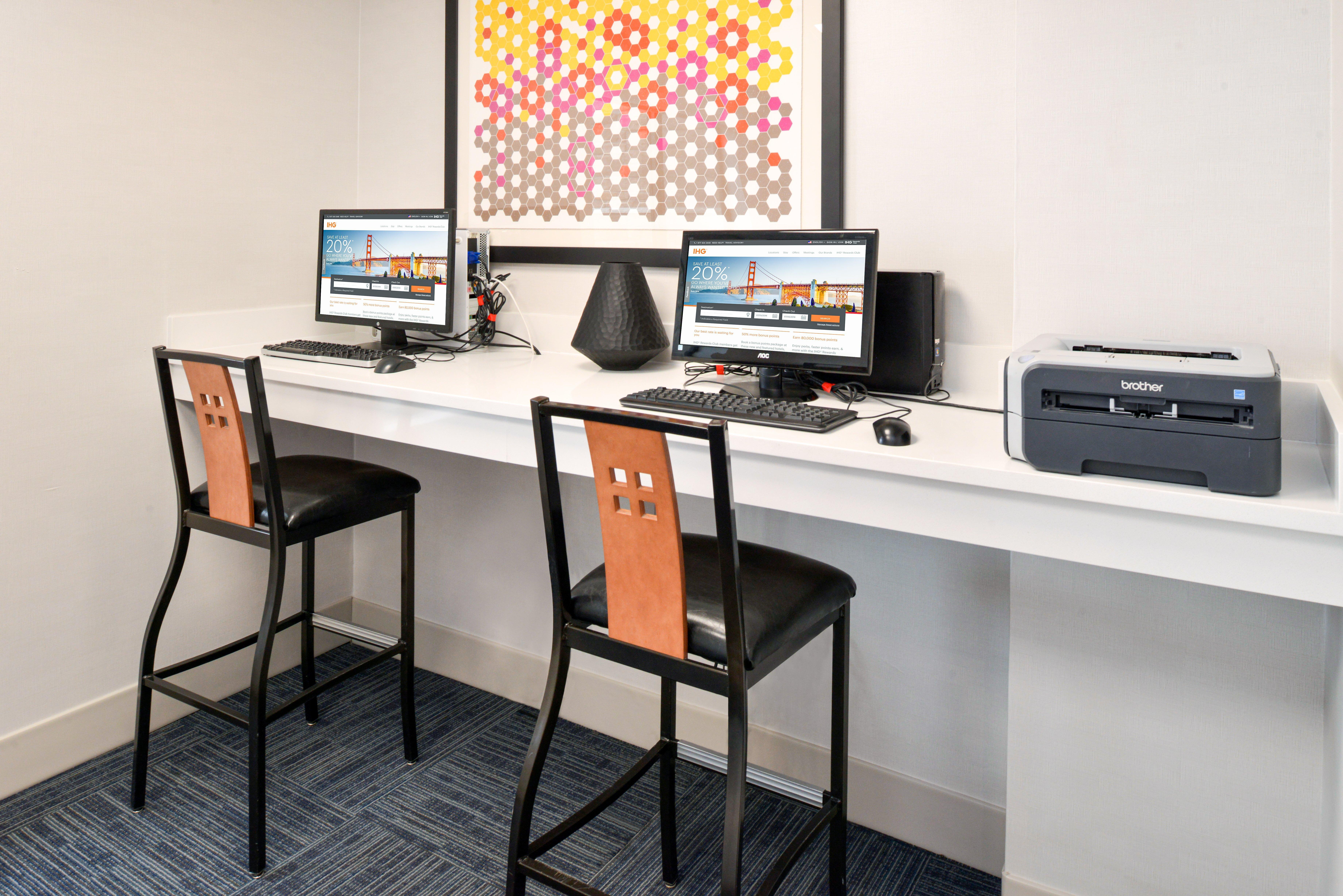 Holiday Inn Express & Suites Pueblo By Ihg Ngoại thất bức ảnh