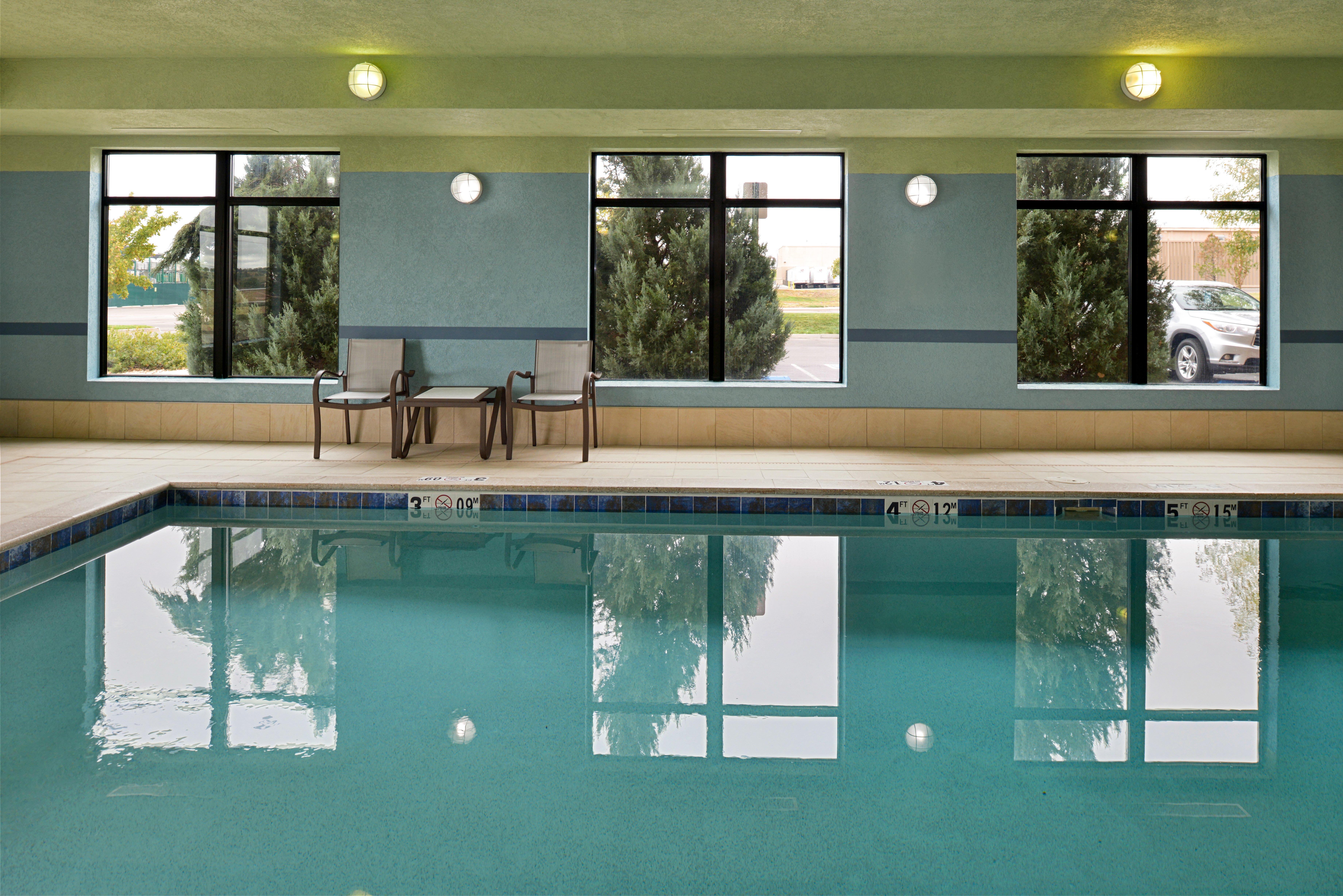 Holiday Inn Express & Suites Pueblo By Ihg Ngoại thất bức ảnh