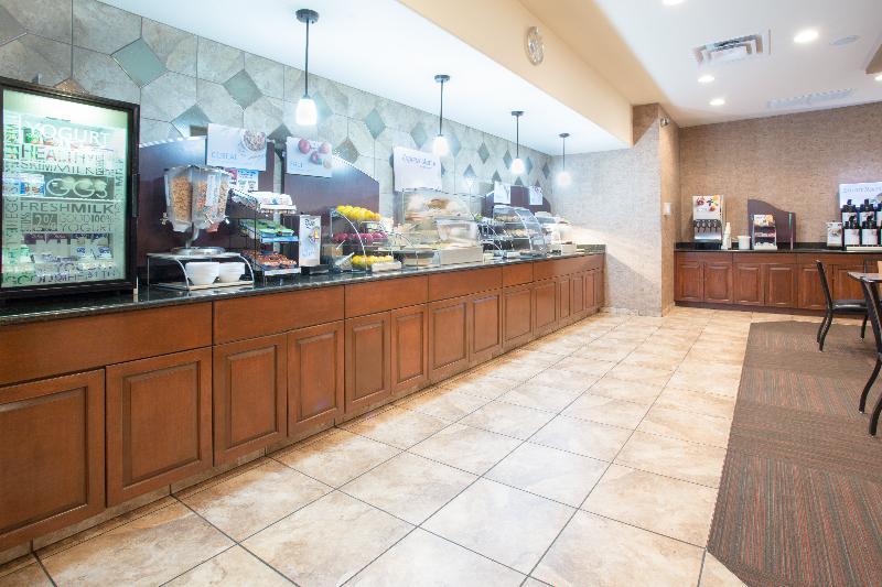 Holiday Inn Express & Suites Pueblo By Ihg Ngoại thất bức ảnh